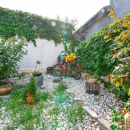 Villa Mia Sukosan Ngoại thất bức ảnh