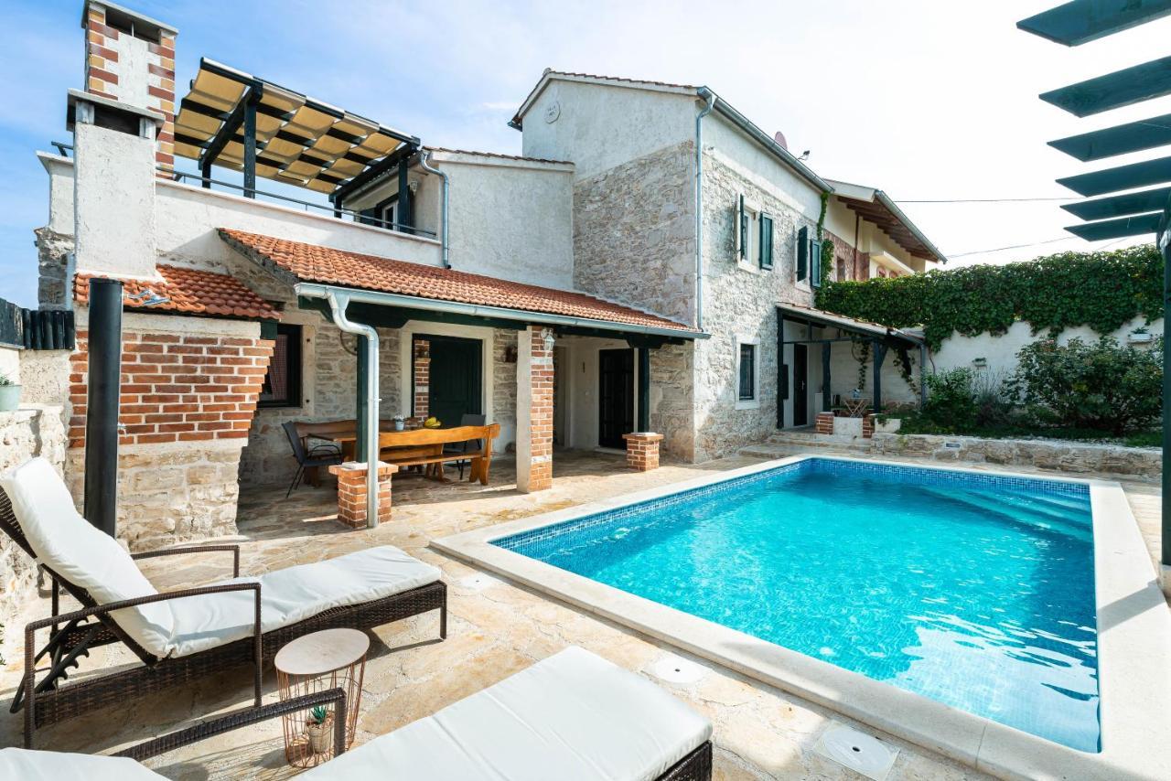 Villa Mia Sukosan Ngoại thất bức ảnh