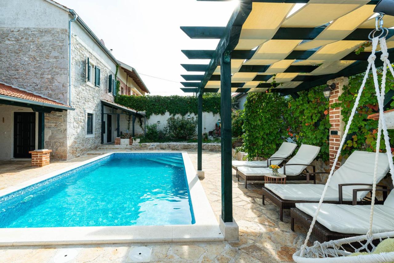 Villa Mia Sukosan Ngoại thất bức ảnh