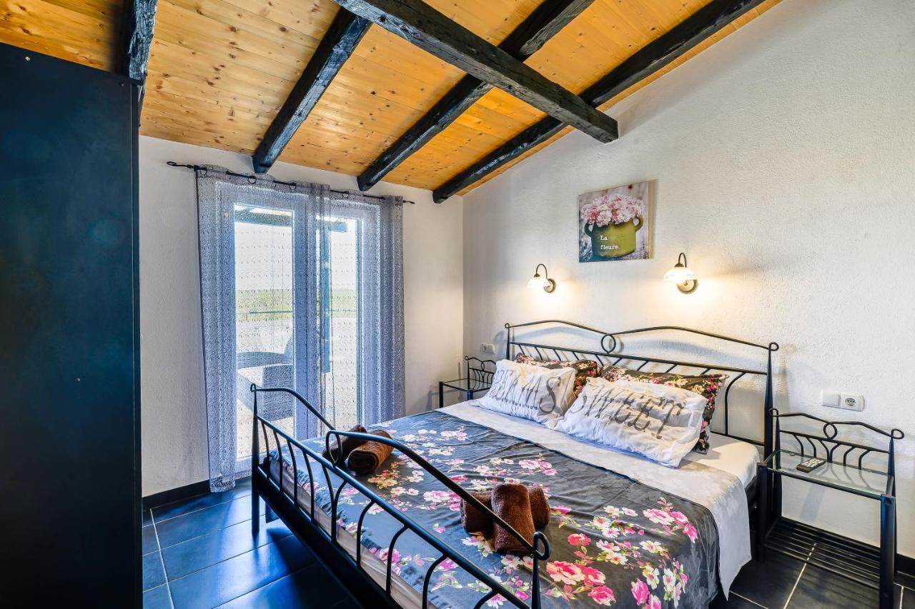 Villa Mia Sukosan Ngoại thất bức ảnh