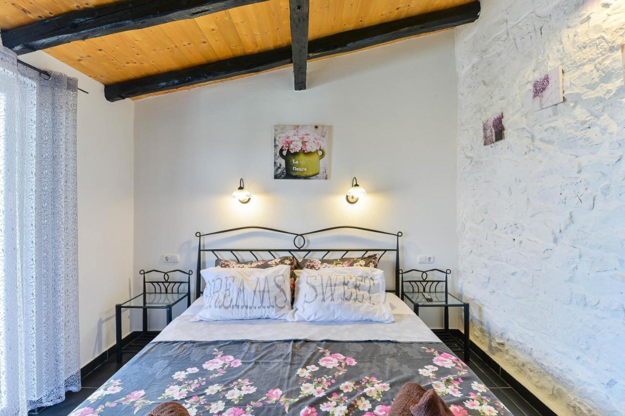 Villa Mia Sukosan Ngoại thất bức ảnh
